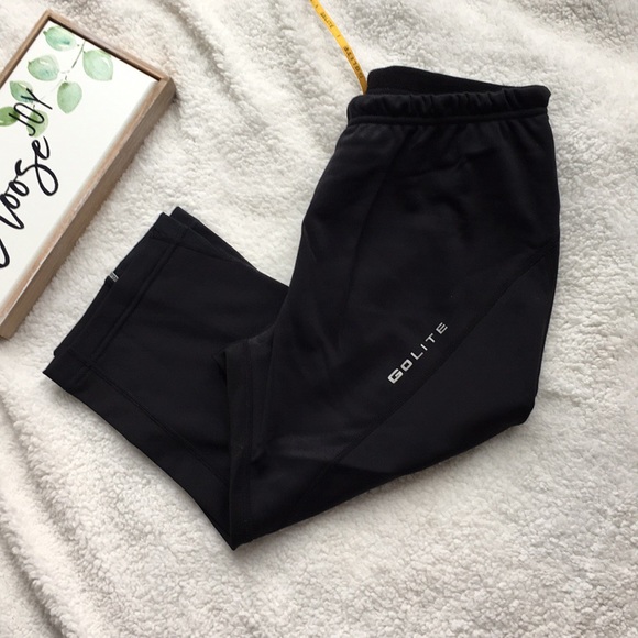 Go Lite women’s crop joggers - Picture 3 of 6